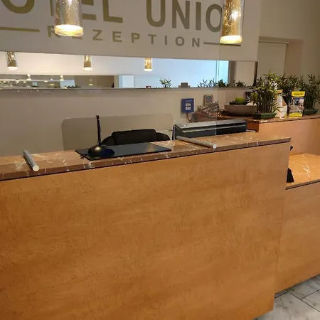Union 3*